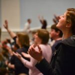 Constancia en la asistencia a la iglesia