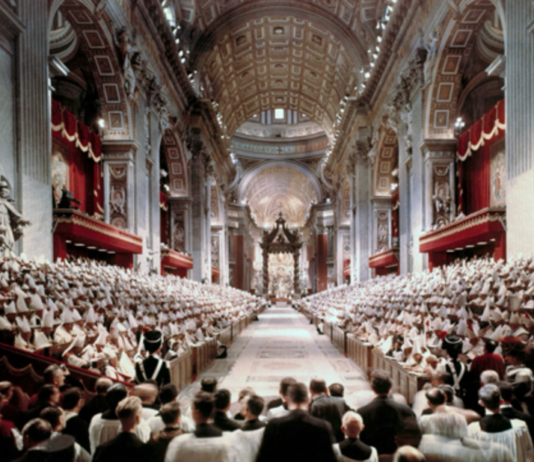 La Palabra de Dios en el Corazón de la Iglesia: Claves para Comprender Dei Verbum