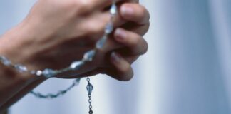 El rosario: una cadena que nos une al cielo