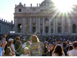 Todos a la expectativa: ¿Quién es ya el nuevo Papa?