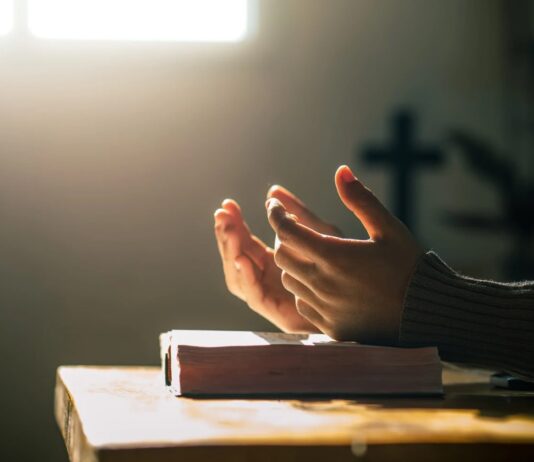 Celebrar el Mes de la Biblia con una lectura espiritual