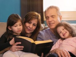 La Biblia: Palabra viva que transforma la familia y la sociedad