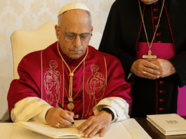 El Papa León XIV firmó “Dilexi te”, su primera exhortación apostólica sobre el amor a los pobres